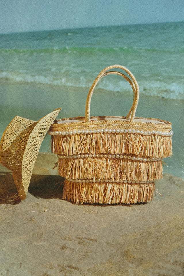 Load image into Gallery viewer, Seaside Resort Pearl Straw Tote Bag - Natural
