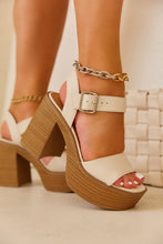 Load image into Gallery viewer, Women Wearing Nude Chunky Platform Heels
