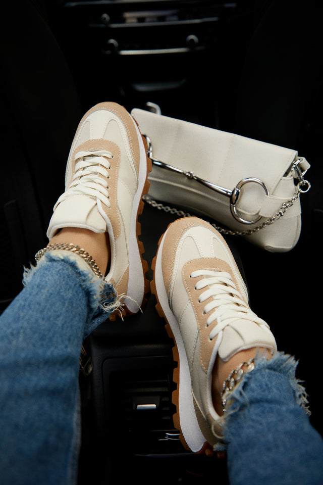 Load image into Gallery viewer, Women Wearing Beige Lace Up Sneakers
