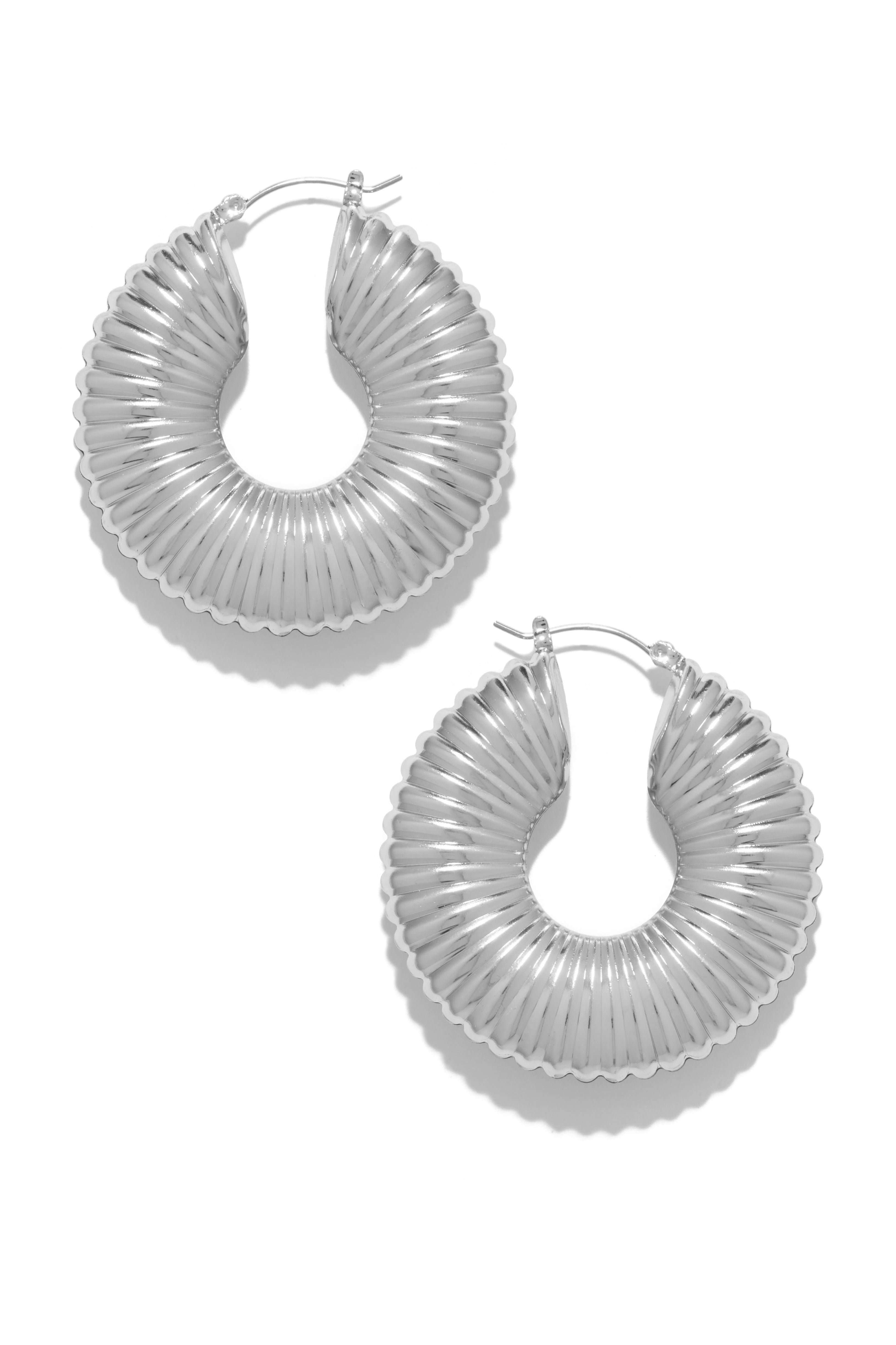 Miss Lola | Samara Silver Statement Hoop Earring – MISS LOLA
