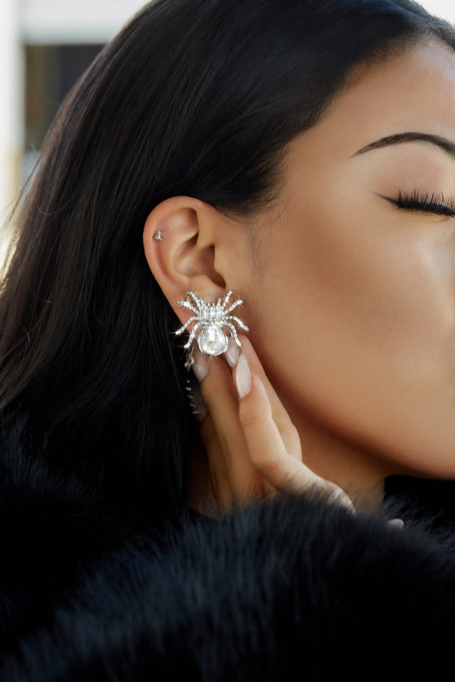 Load image into Gallery viewer, Spider Embellished Earring
