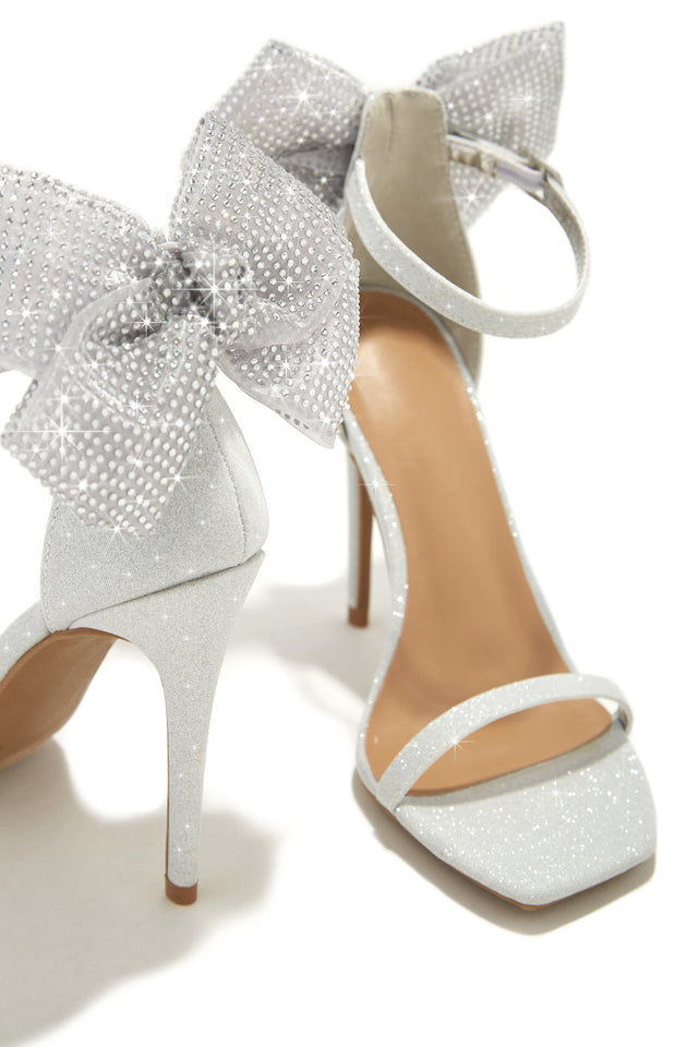 Load image into Gallery viewer, Silver-Tone Single Sole Heels
