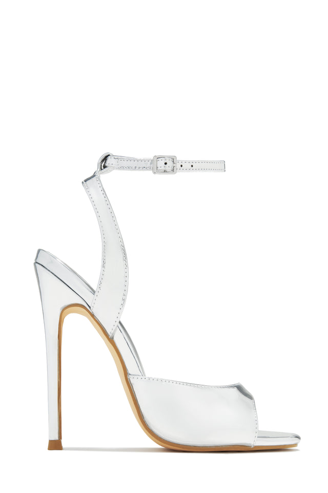 Load image into Gallery viewer, Vixen Mary Jane Strap High Heels - White
