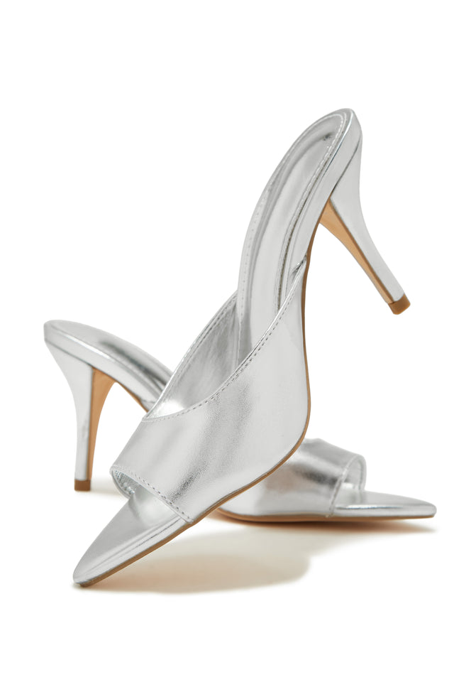 Load image into Gallery viewer, Pointed Toe Silver Mule
