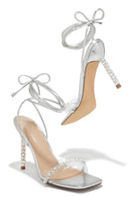Load image into Gallery viewer, Silver Embellished Bridal Heels
