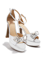 Load image into Gallery viewer, Caitelyn Embellished Bow Platform Block Heels - Silver
