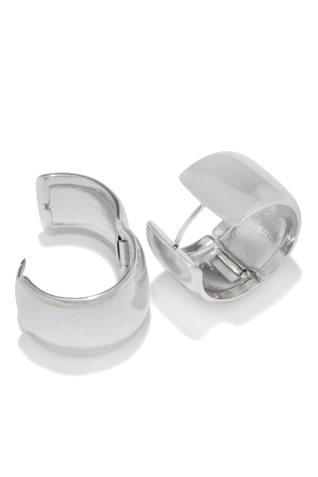 Load image into Gallery viewer, Statement Silver Hoops
