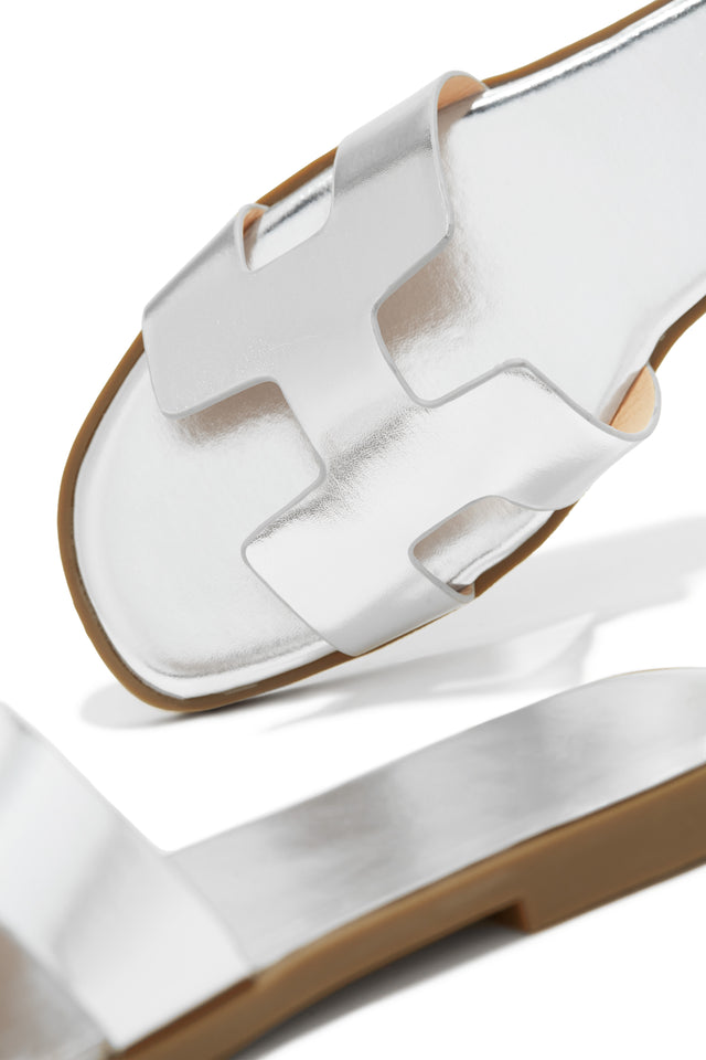 Load image into Gallery viewer, Silver-Tone Slip On Sandals
