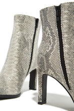 Load image into Gallery viewer, Laylah Ankle Boots - Snake
