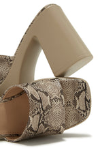 Load image into Gallery viewer, Hannah Platform Block Heel Mules - Snake
