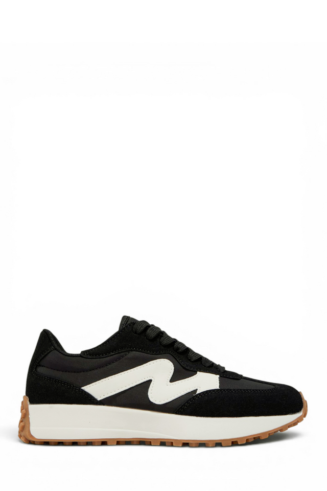 Load image into Gallery viewer, Level Up Sneakers - Black
