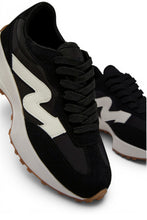 Load image into Gallery viewer, Level Up Sneakers - Black
