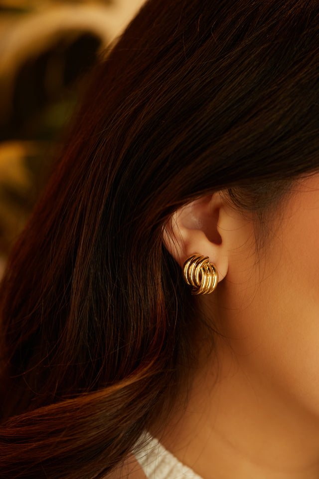 Load image into Gallery viewer, Sofia Earring - Gold
