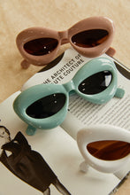 Load image into Gallery viewer, Summer Play - Mint
