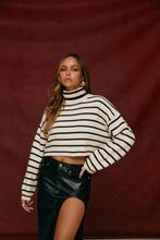 Load image into Gallery viewer, Turtle Neck Top
