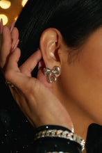 Load image into Gallery viewer, Tamara Bow Tie Earring - Silver
