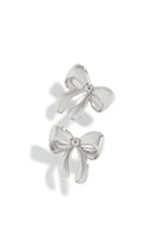 Load image into Gallery viewer, Tamara Bow Tie Earring - Silver
