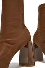 Load image into Gallery viewer, Giselle Block Heel Ankle Boots - Tan

