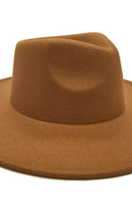 Load image into Gallery viewer, Spring Tan Hat
