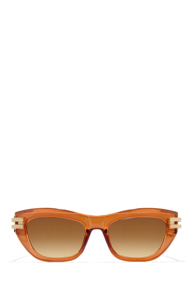 Load image into Gallery viewer, Sunny &amp; Chic Sunglasses - Tan
