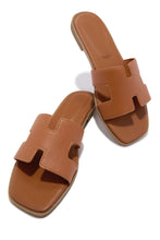 Load image into Gallery viewer, Elara Slip On Sandals - Tan
