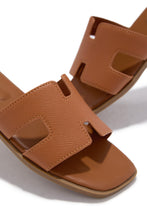 Load image into Gallery viewer, Elara Slip On Sandals - Tan
