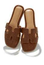 Load image into Gallery viewer, Tan Embossed Croc Slip On Sandals
