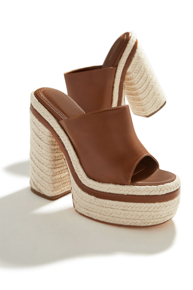 Load image into Gallery viewer, Tan Platform Summer Vacation Heels
