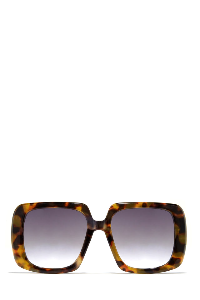 Load image into Gallery viewer, Oversized Tortoise Sunnies
