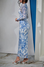 Load image into Gallery viewer, Kasia Long Sleeve Maxi Dress - White Blue Multi
