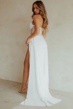 Load image into Gallery viewer, White Maxi Dress
