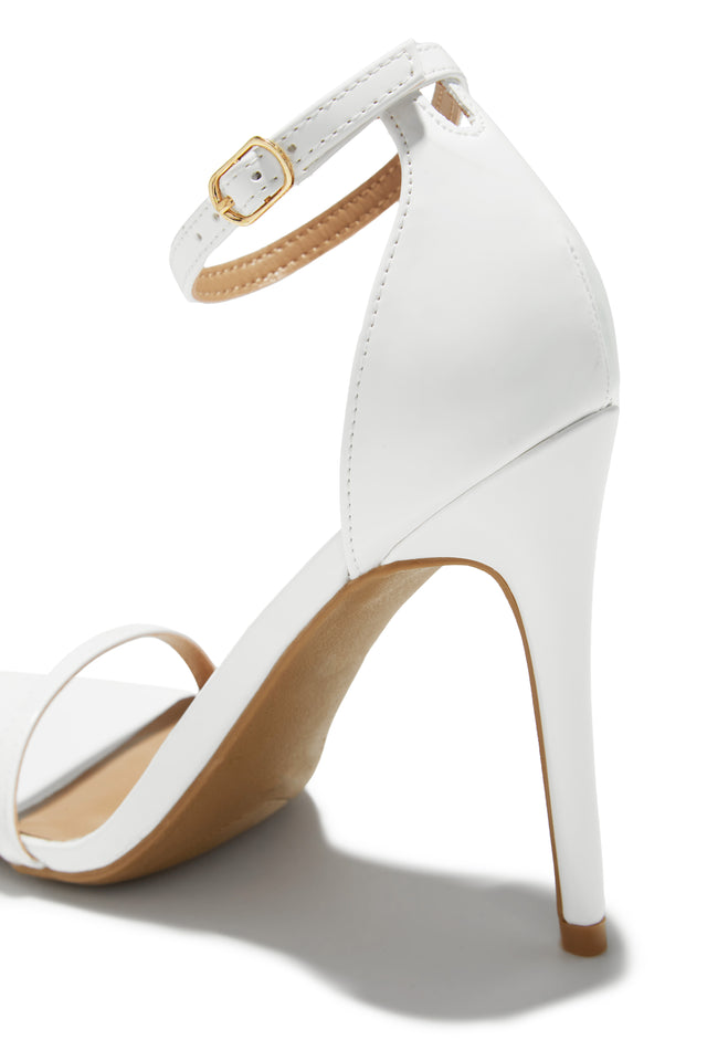 Load image into Gallery viewer, White Heels
