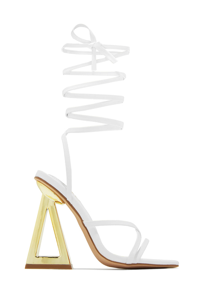 Load image into Gallery viewer, White Heels
