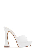 Load image into Gallery viewer, Jianna Platform Heel Mules - White
