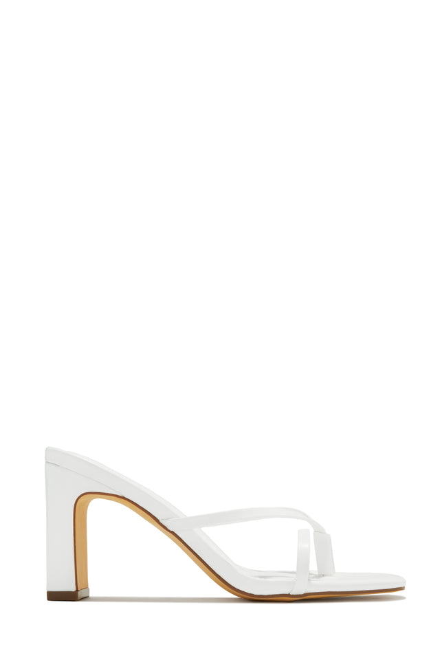 Load image into Gallery viewer, White Block Mid Heel Mules
