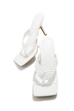 Load image into Gallery viewer, Sierra Thong Strap Mule Heels - White
