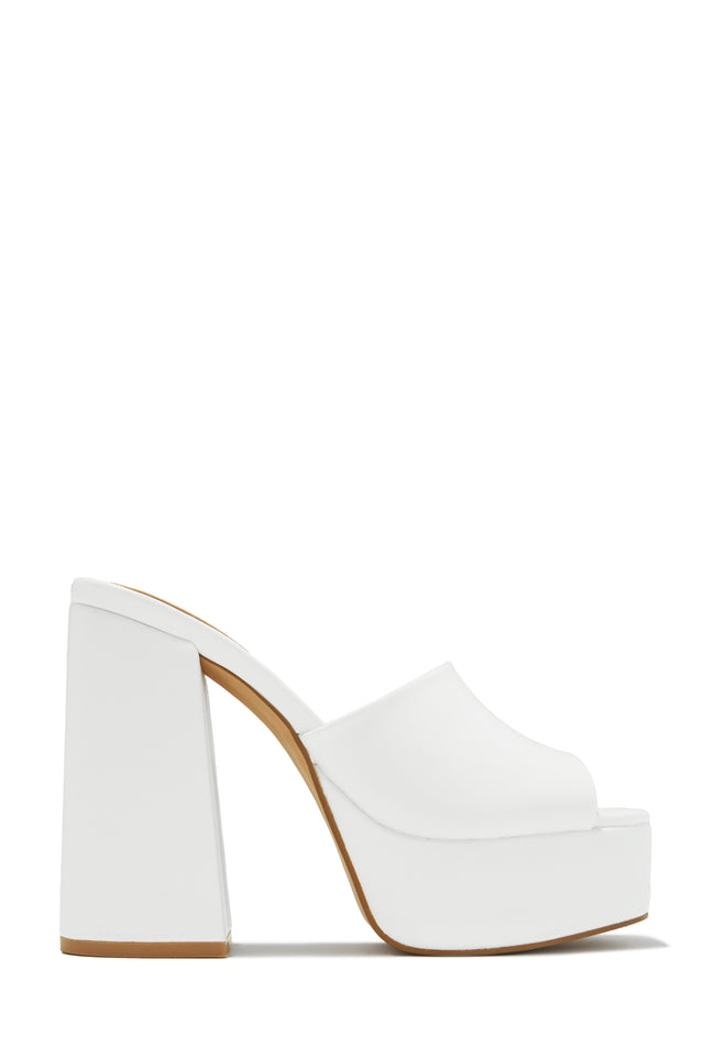 Load image into Gallery viewer, White Mules
