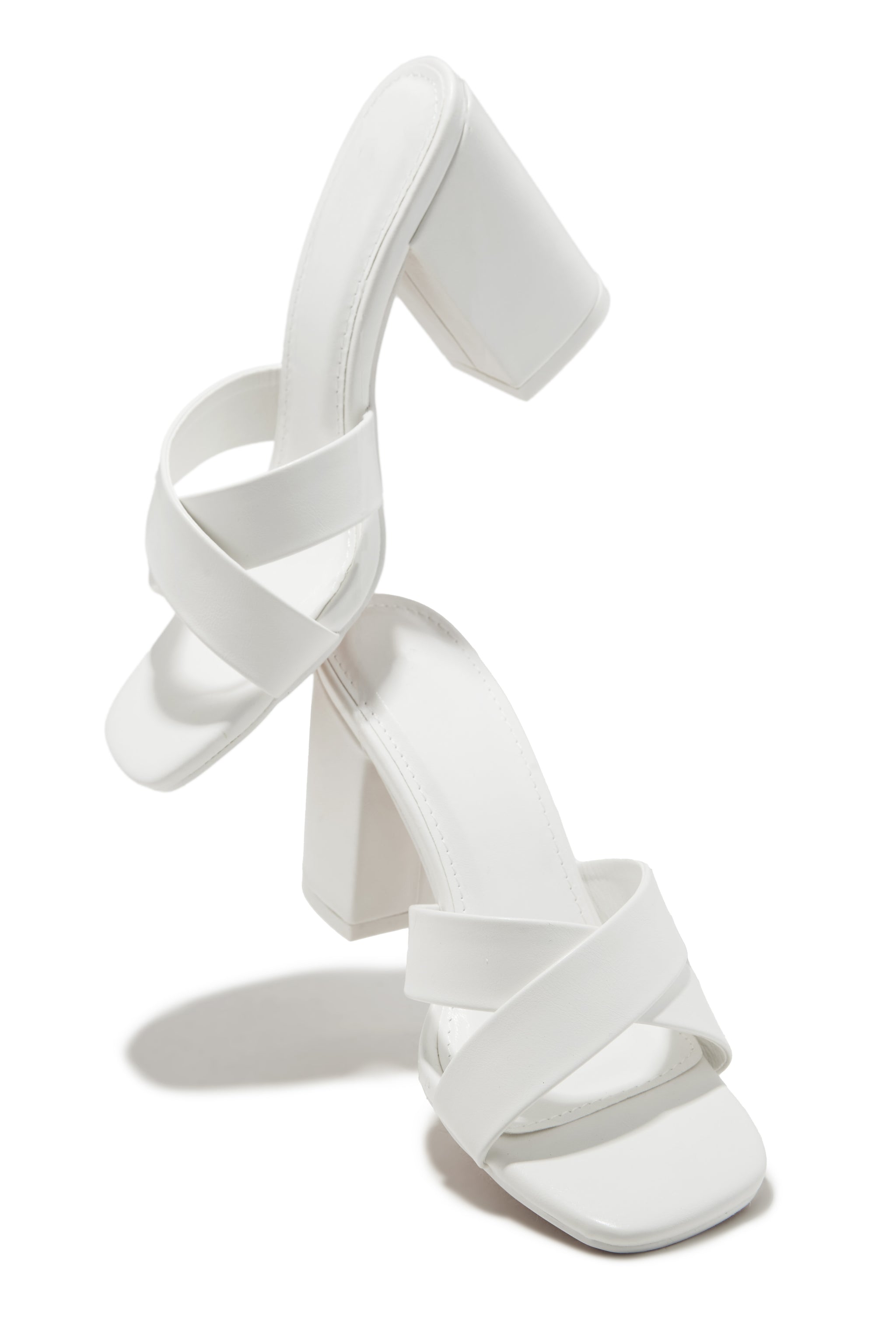 Miss Lola | Joana White Block Heel Mules – MISS LOLA