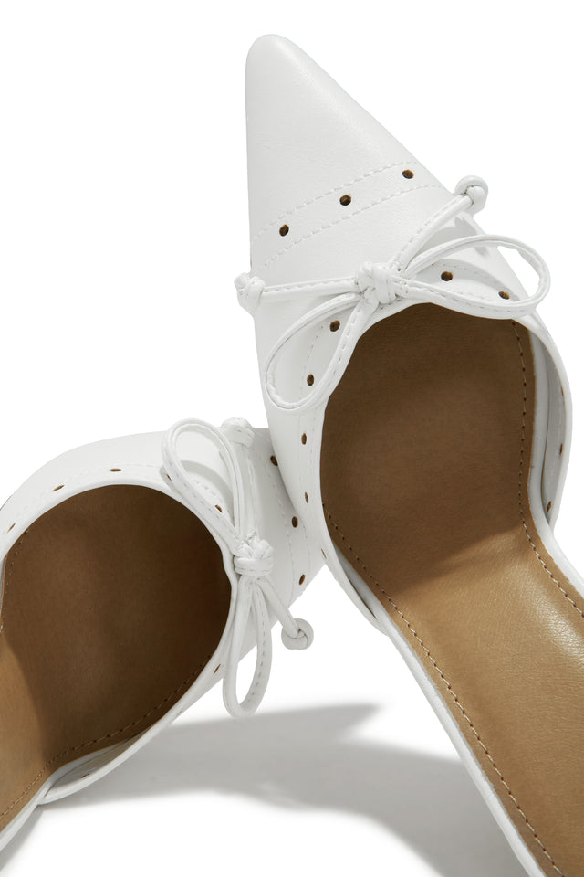 Load image into Gallery viewer, Coraima Mule Heel Pumps - White
