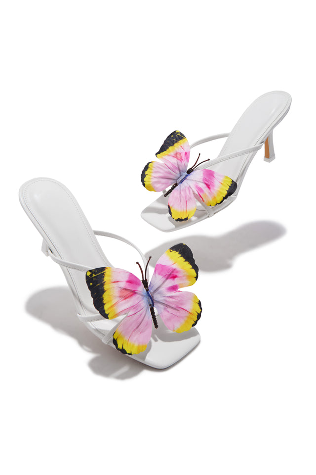 Load image into Gallery viewer, Social Butterfly Mid Heel Mules - White
