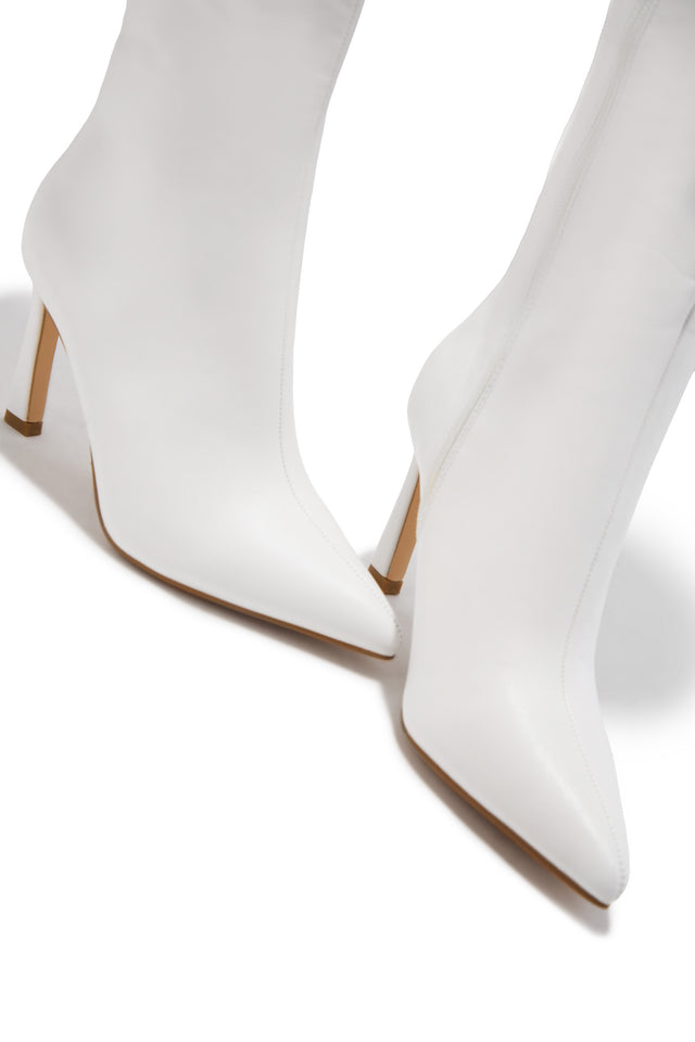 Load image into Gallery viewer, Kymmie Below The Knee Heel Boots - White
