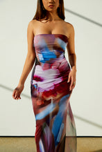 Load image into Gallery viewer, Wine Floral Mesh Strapless Dress
