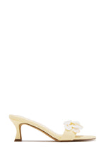 Load image into Gallery viewer, Clara Kitten Heel Mules - Yellow
