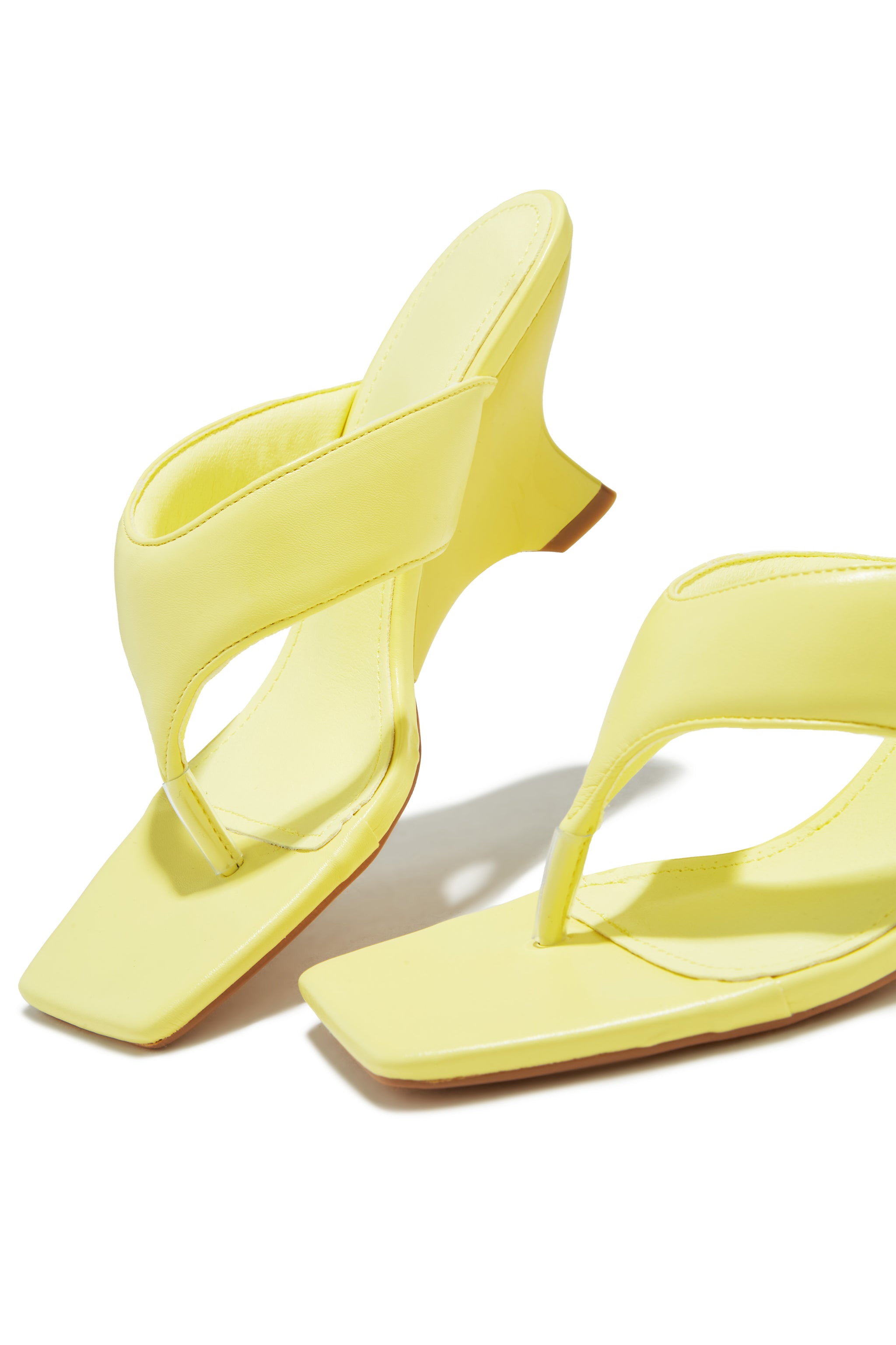 正規店仕入れの Yellow Kaline | Lola Miss Thong LOLA MISS – Heels Mule Strap 靴
