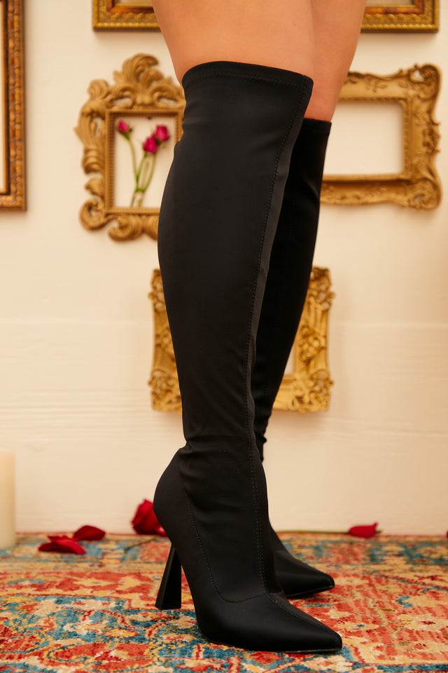 Load image into Gallery viewer, Zoya Knee High Heel Boots - Black
