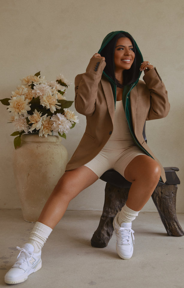 Load image into Gallery viewer, Women Sitting with Ivory Ribbed Knit Jumpsuit
