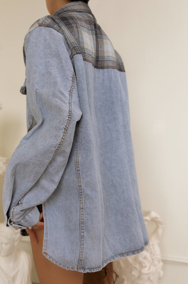 Load image into Gallery viewer, Blue Denim Long Sleeve
