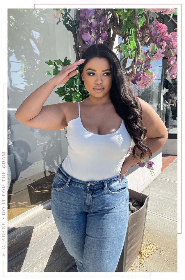 Load image into Gallery viewer, Lola Babe Wearing White Top
