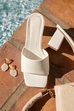 Load image into Gallery viewer, Valentine Block Heel Mules - White
