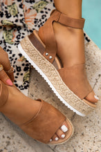 Load image into Gallery viewer, Voyage Platform Espadrille Sandals - Tan
